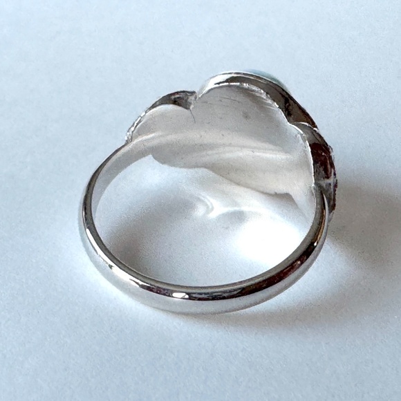 Blue Opalesque Ring Size 7, AVON vintage jewelry - Picture 5 of 9